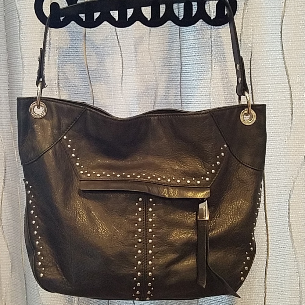 B. Makowsky Black Leather Shoulder Bag